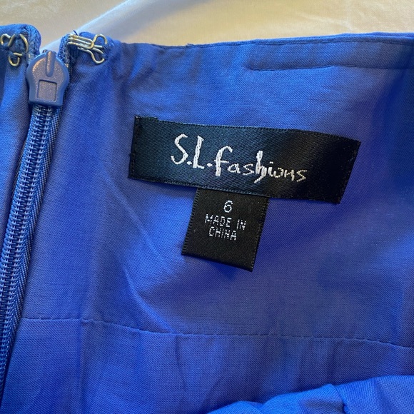 NWT dress perfect for spring and summer💜 - Picture 3 of 9